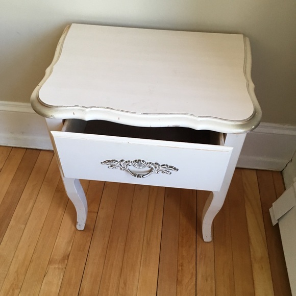 Side table - Picture 2 of 2